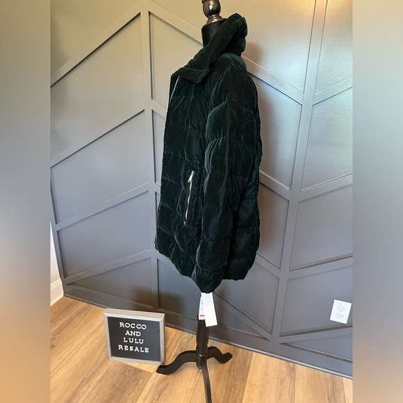 ▪️S-102XS- BCBG emerald green velvet puffer jacket mock neck - Picture 10 of 11